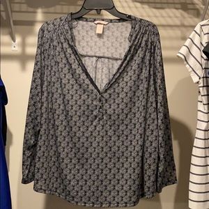 Black and White Patterned Blouse
